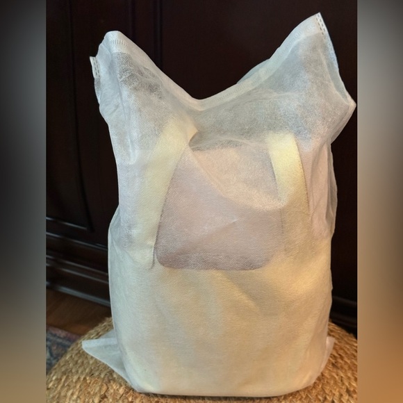 Small Bucket Bag - Picture 8 of 9